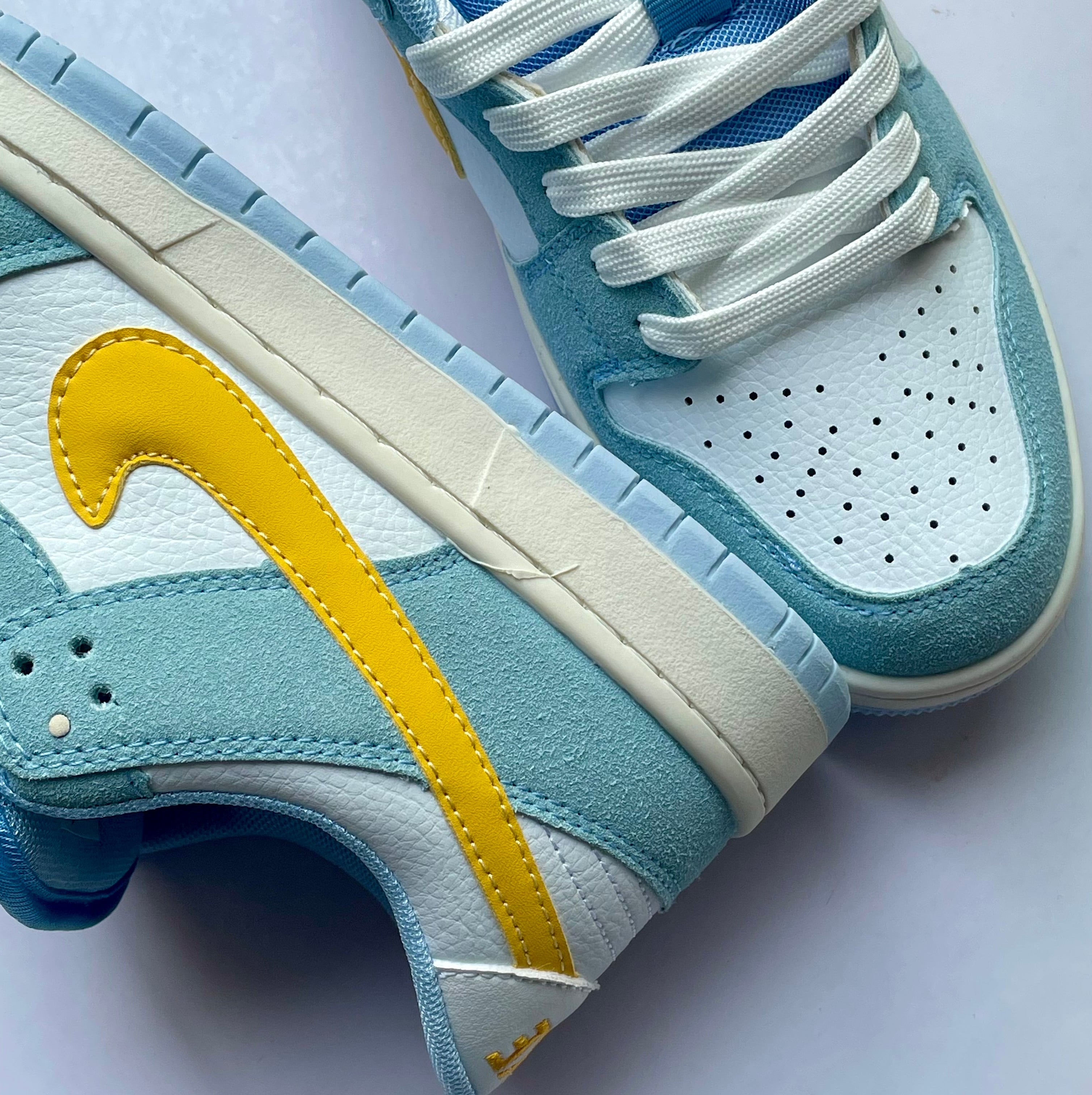 NIKE SB DUNKS