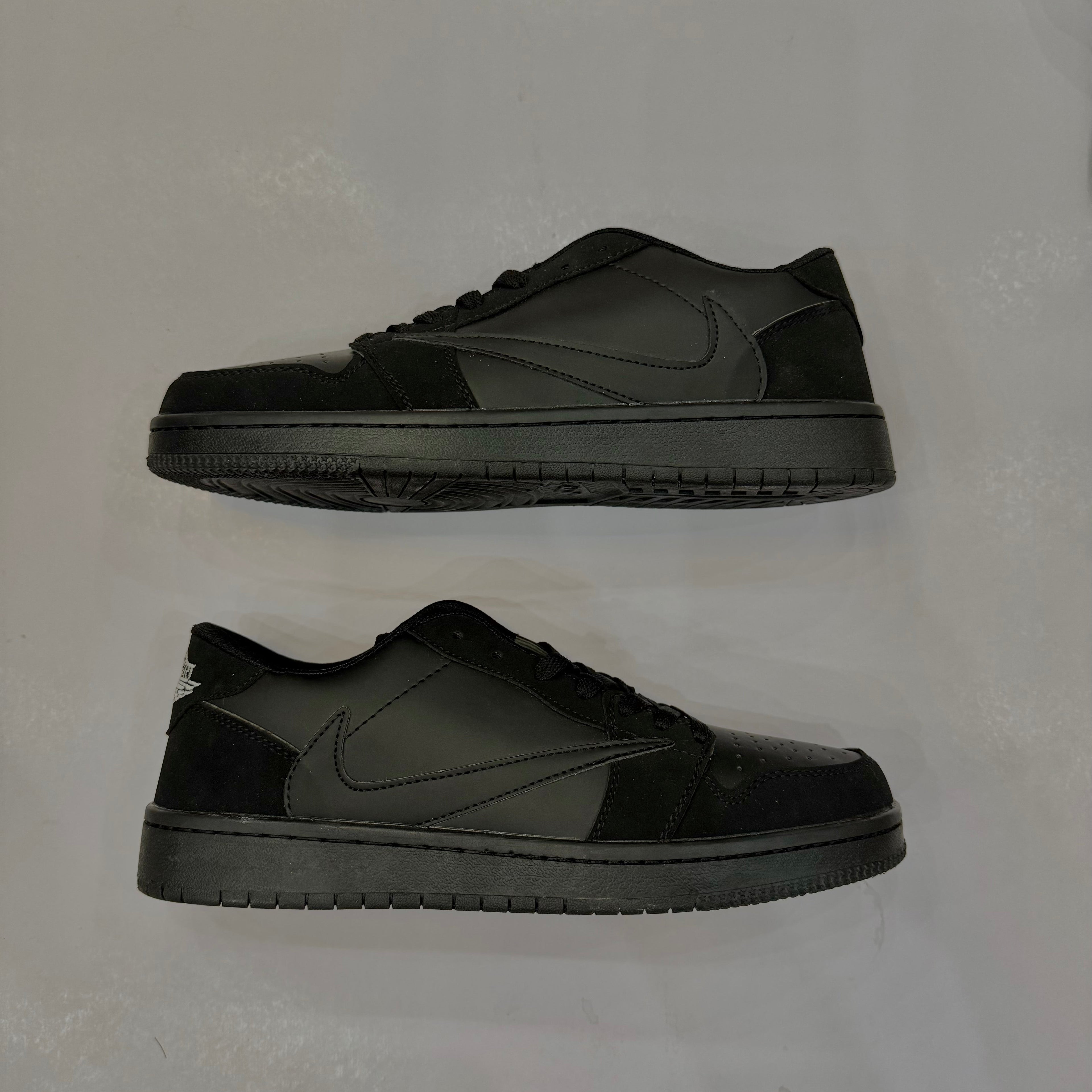 AJ PHANTOM BLACK