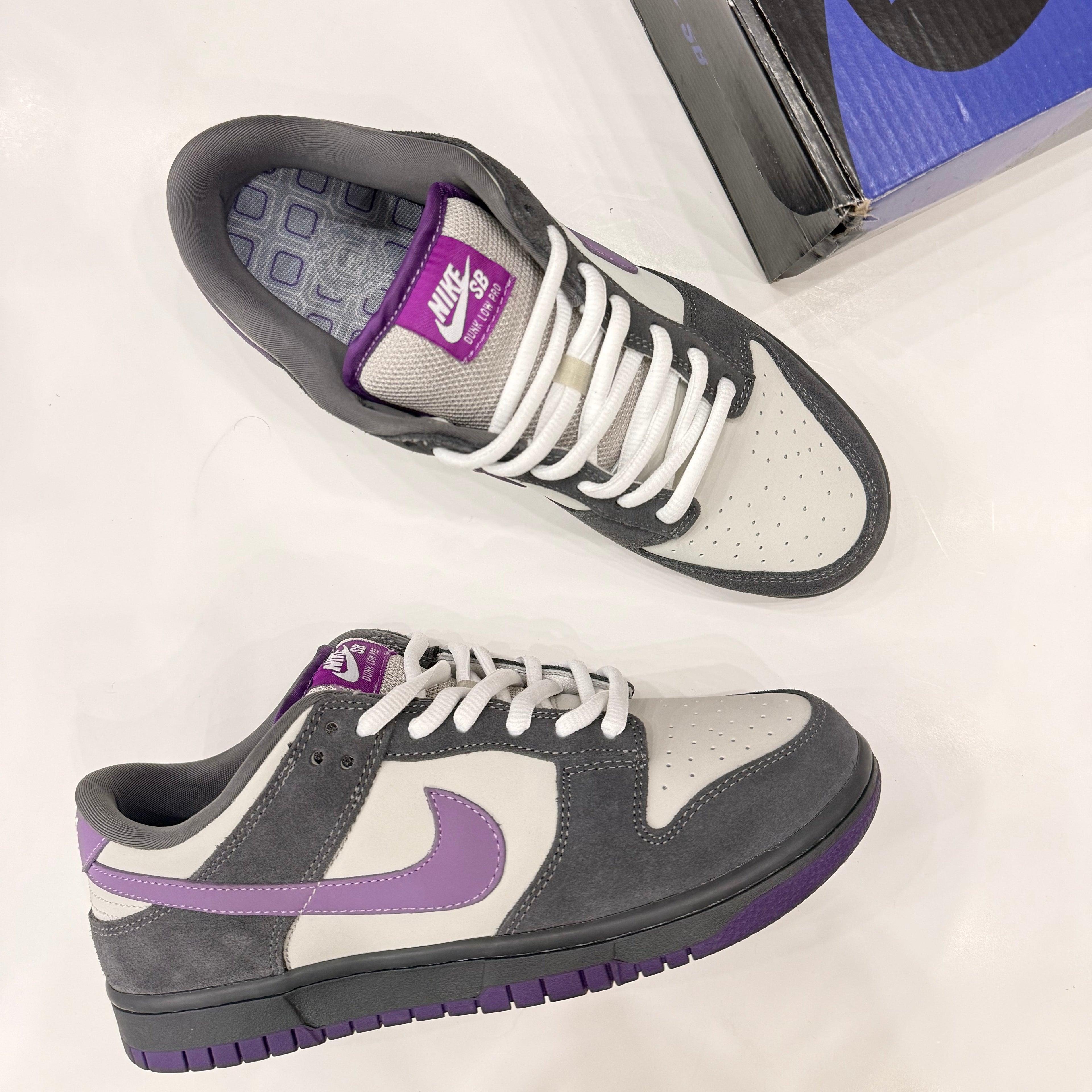 NIKE SB DUNKS