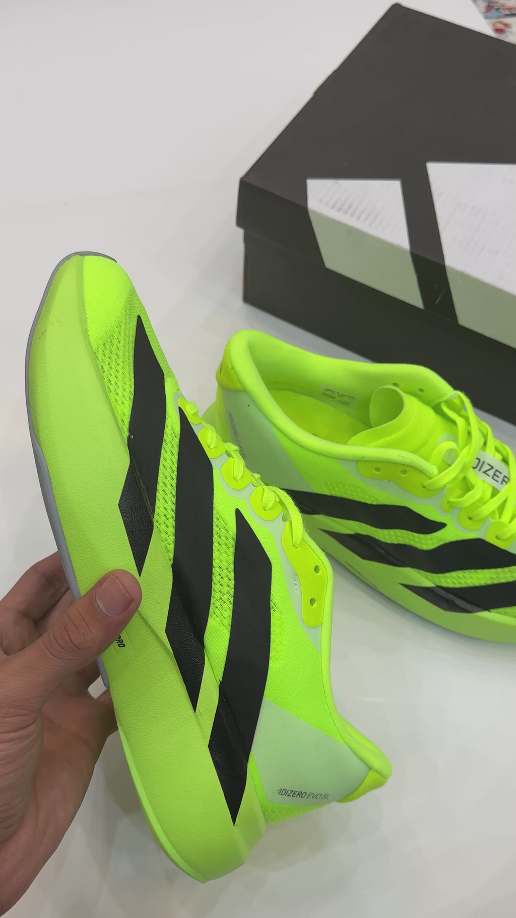 ADIZERO EVO SL