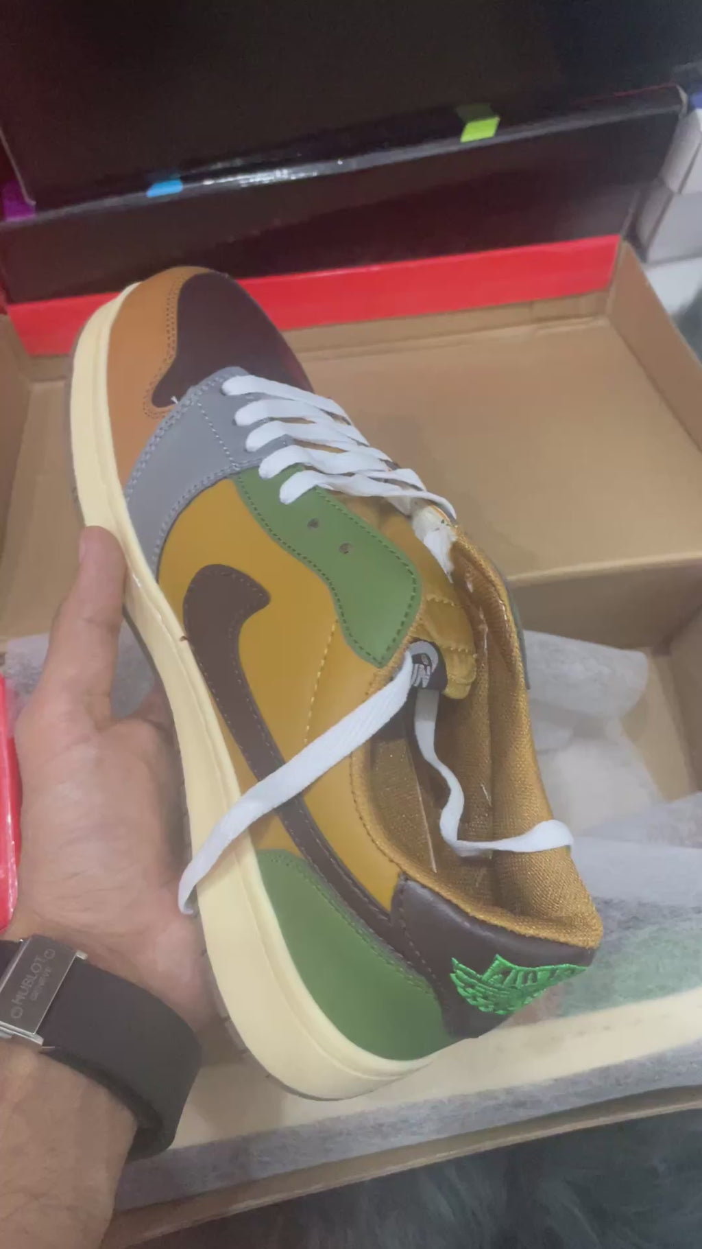 AJ MULTI COLOR