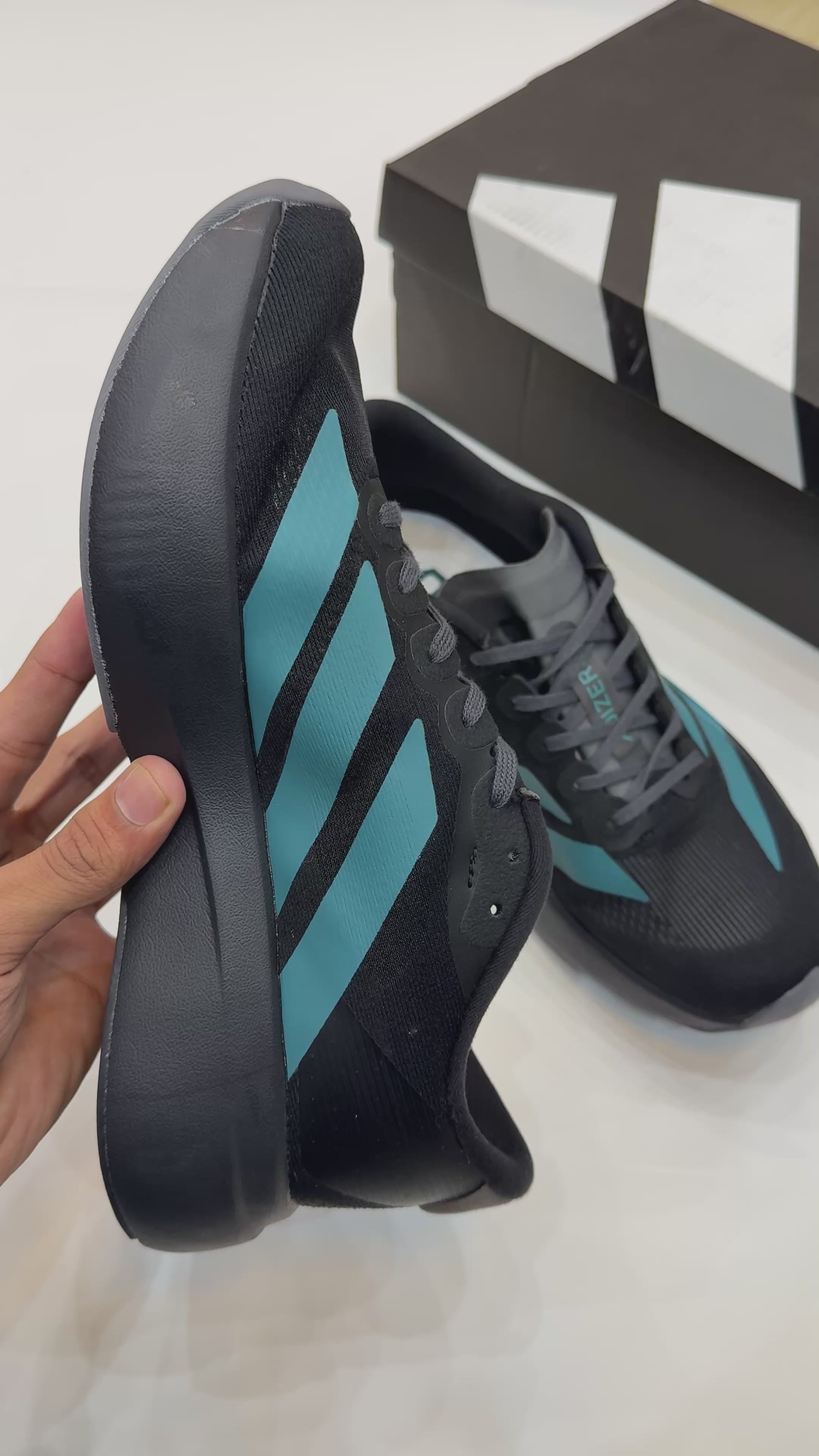 ADIZERO EVO SL